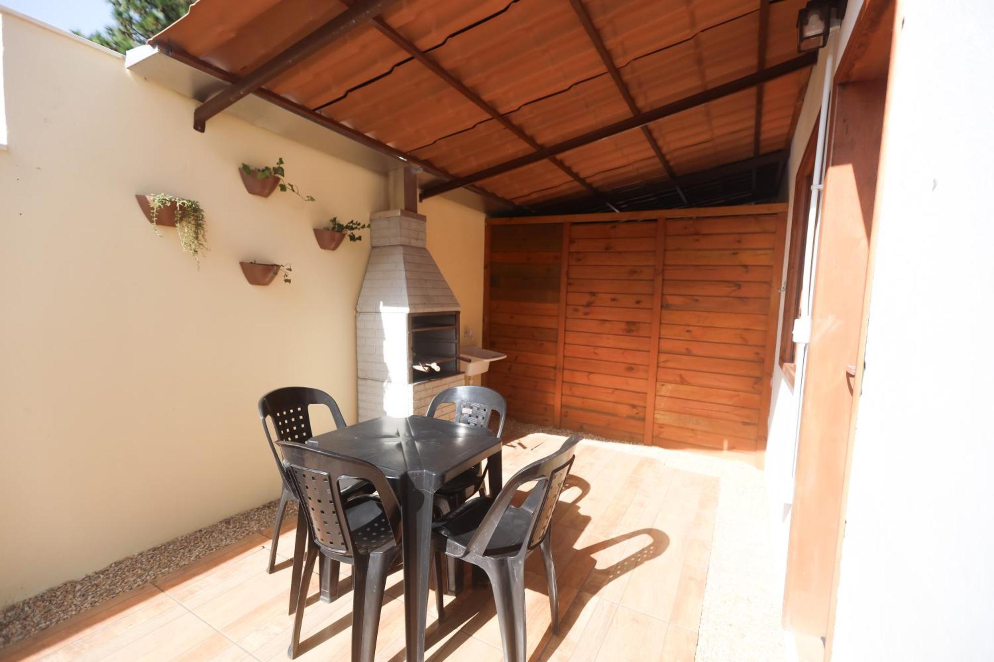 Estaleiro Com Charme - Ar, Churras E Pet Friendly Balneario Camboriu Exterior photo
